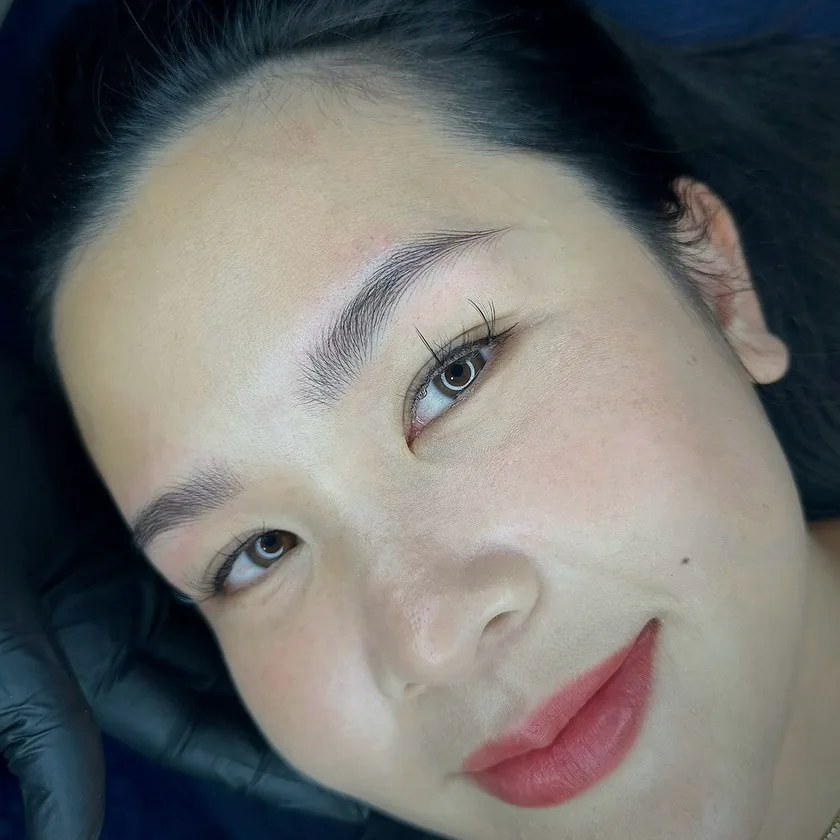 Hair stroke brows by NK Beauty